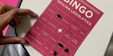 Bingo é ferramenta para turma de idosos da Oficina Legislativa do e-Cidadania — Senado Notícias