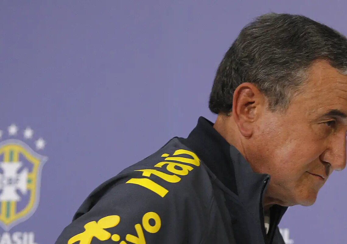Parreira permanece internado na UTI com quadro de infecção pulmonar