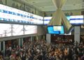 Ibovespa volta aos 174 mil pontos com aposta na Selic, e dólar cai