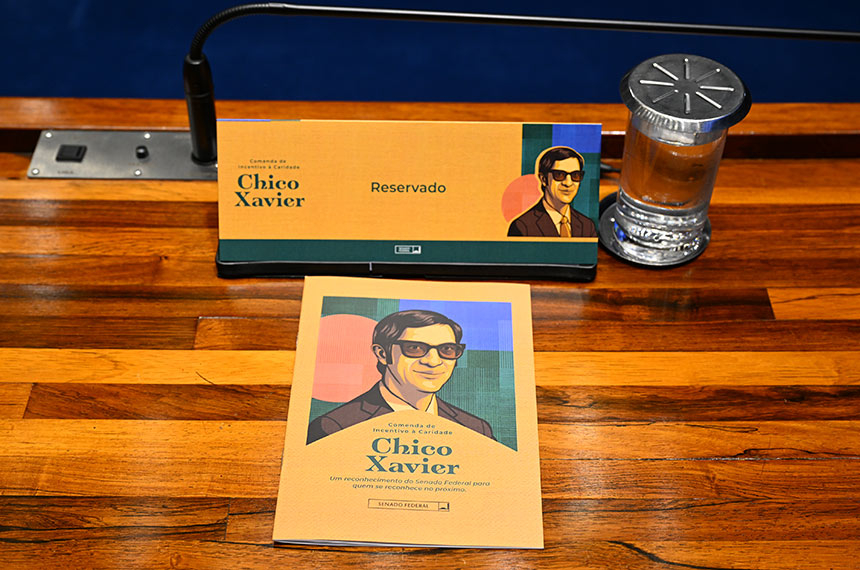Senado entrega na terça Comenda Chico Xavier para instituições filantrópicas — Senado Notícias