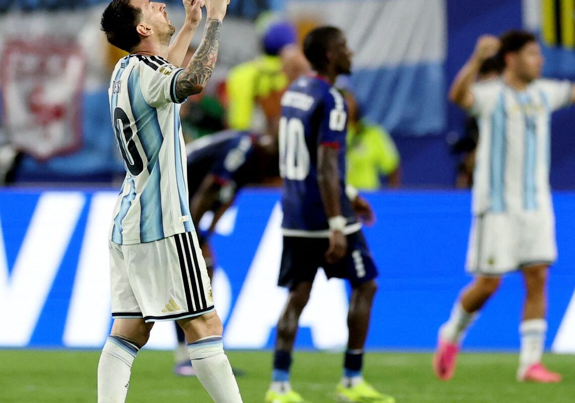 Argentina passa sufoco, mas encerra “conto de fadas” de Cabo Verde