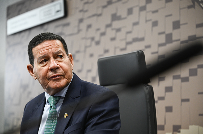 CCT aprova 40 concessões e renovações para emissoras de rádio — Senado Notícias
