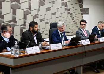 Debatedores propõem melhorias em projeto que muda cálculo do ITR — Senado Notícias