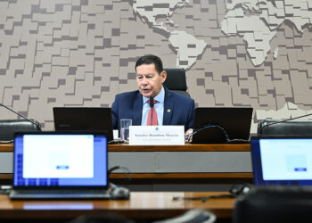 CCT aprova 24 autorizações e renovações de rádios comunitárias — Senado Notícias
