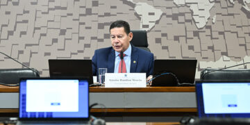 CCT aprova 24 autorizações e renovações de rádios comunitárias — Senado Notícias