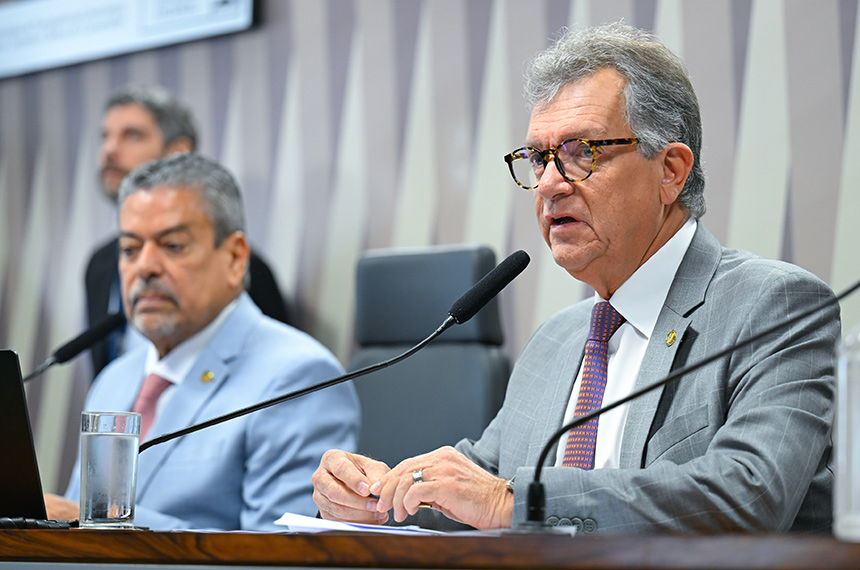 CTFC aprova padrão unificado nacional para publicações dos diários oficiais — Senado Notícias