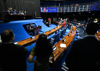 Senado aprova transformação de Cefets de MG e RJ em universidades tecnológicas — Senado Notícias