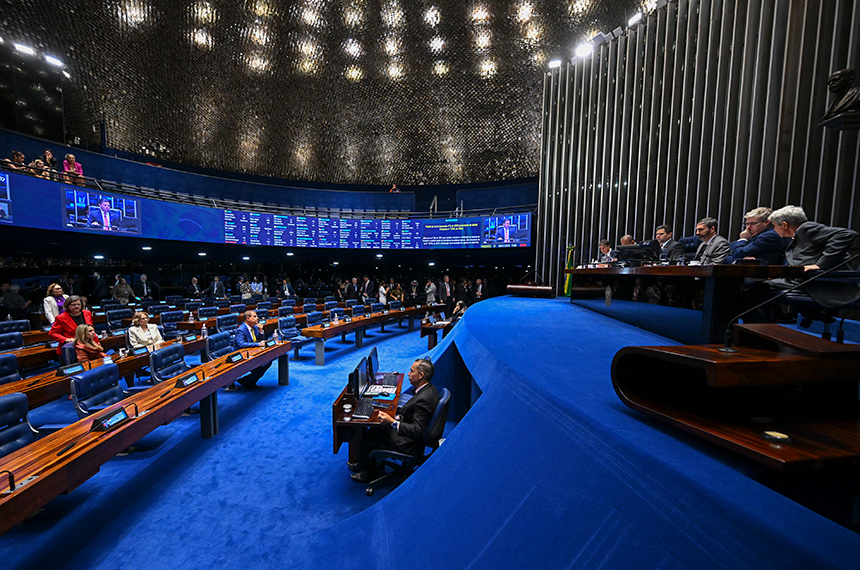 Sessão especial do Senado vai comemorar o Dia do Médico — Senado Notícias