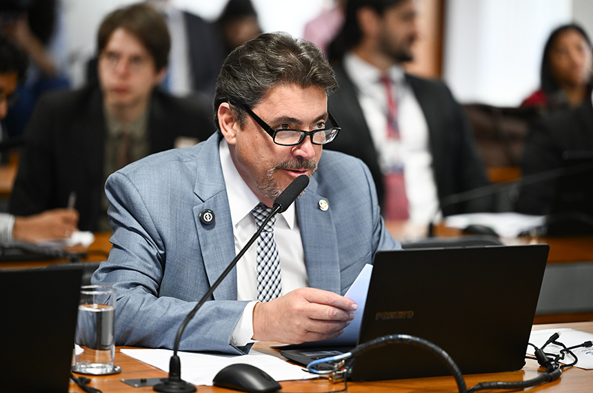 CSP aprova agravante para crime cometido com participação de menor de 18 anos — Senado Notícias