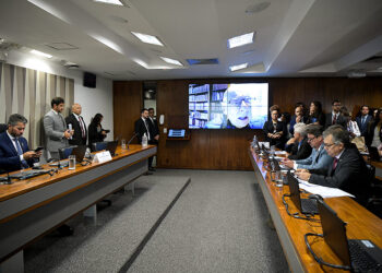 CI vai debater nova Lei do Trabalho Rural e transporte aéreo na Amazônia — Senado Notícias