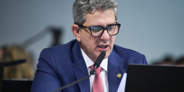 CI aprova política de gestão integrada do Sistema Costeiro-Marinho — Senado Notícias