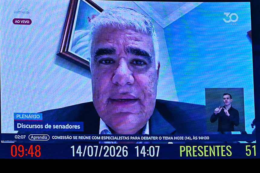 Girão critica fechamento de comentários nas redes do Senado — Senado Notícias
