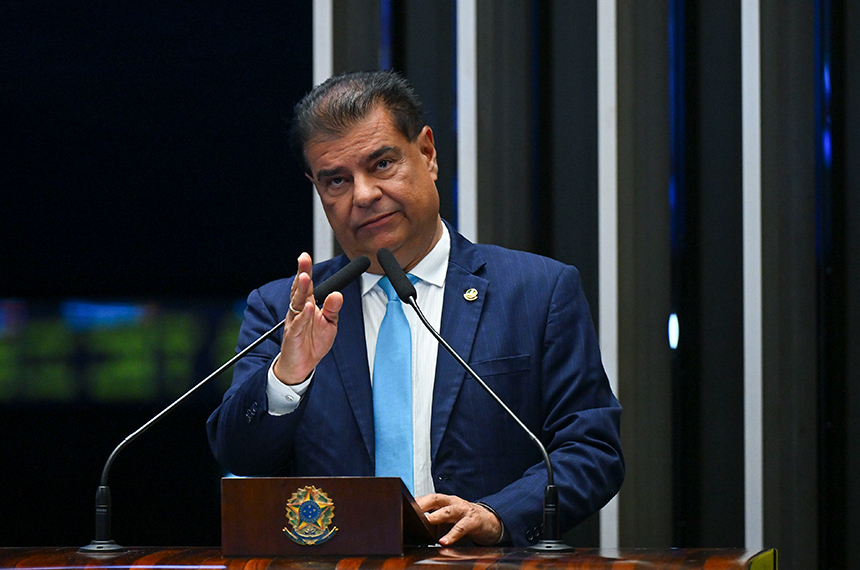 Voto feminino é vital para a democracia, ressalta Nelsinho Trad — Senado Notícias