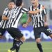 Com gol no último lance, Botafogo bate Santos na volta do Brasileirão
