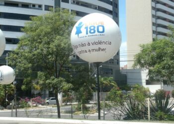 Senado pode votar divulgação obrigatória do Ligue 180, para atendimento à mulher — Senado Notícias