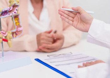 Sinais do câncer colorretal devem ser checados com rapidez; saiba mais