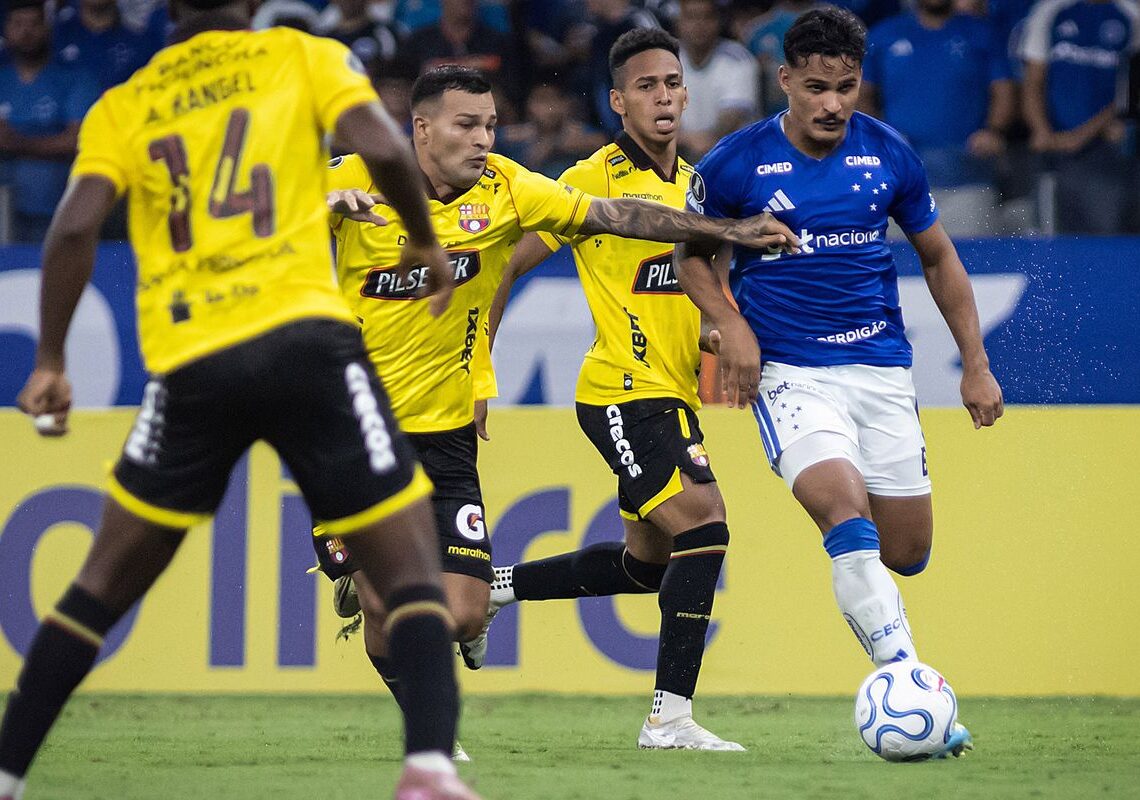 Conheça opções do Brasil para a próxima Copa; meio-campo é o foco