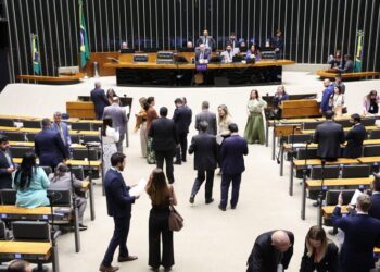 Câmara aprova projeto que proíbe cobrança de tarifa mínima de consumo sobre água e esgoto – Notícias