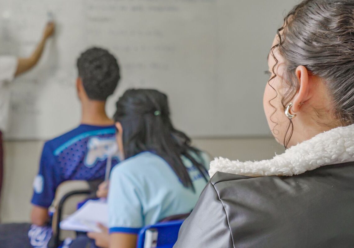 Nascidos em maio e junho recebem parcela do Pé-de-Meia, nesta quarta