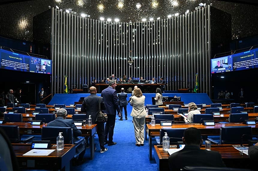 Projeto que cria ‘Pix Pensão’ é aprovado em Plenário — Senado Notícias