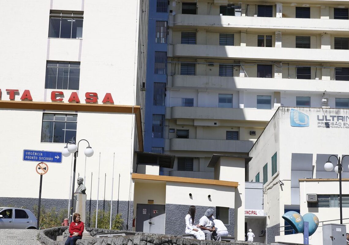 Crédito do FGTS para Santas Casas é prorrogado até 2030