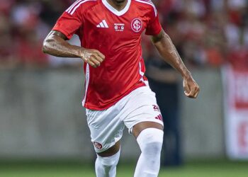 Victor Gabriel é suspenso por STJD até que Gabriel Pec volte a treinar