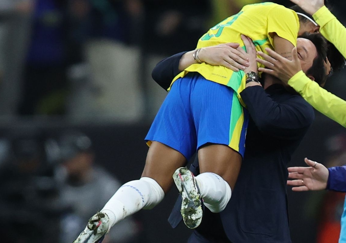 Arthur Elias aprova logística em caminho do Brasil na Copa Feminina