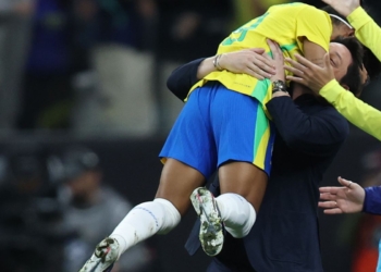 Arthur Elias aprova logística em caminho do Brasil na Copa Feminina