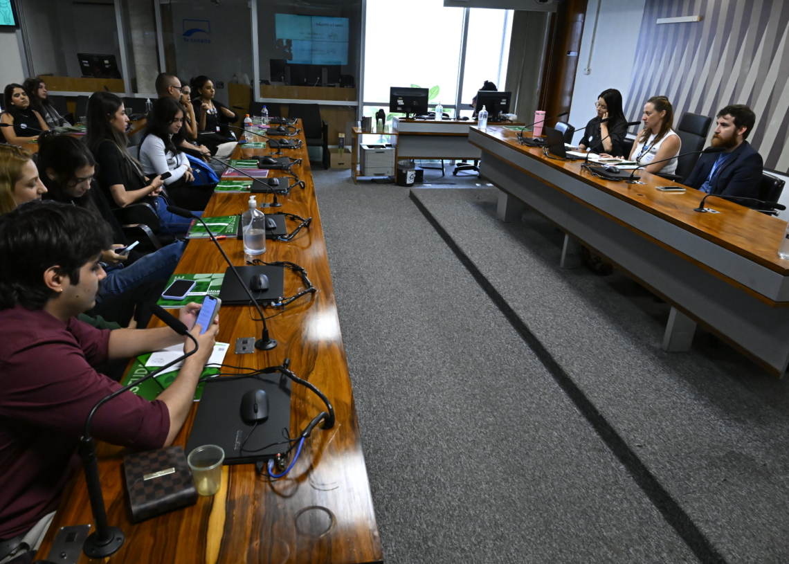 Oficina Legislativa amplia público e incentiva participação na criação de leis — Senado Notícias