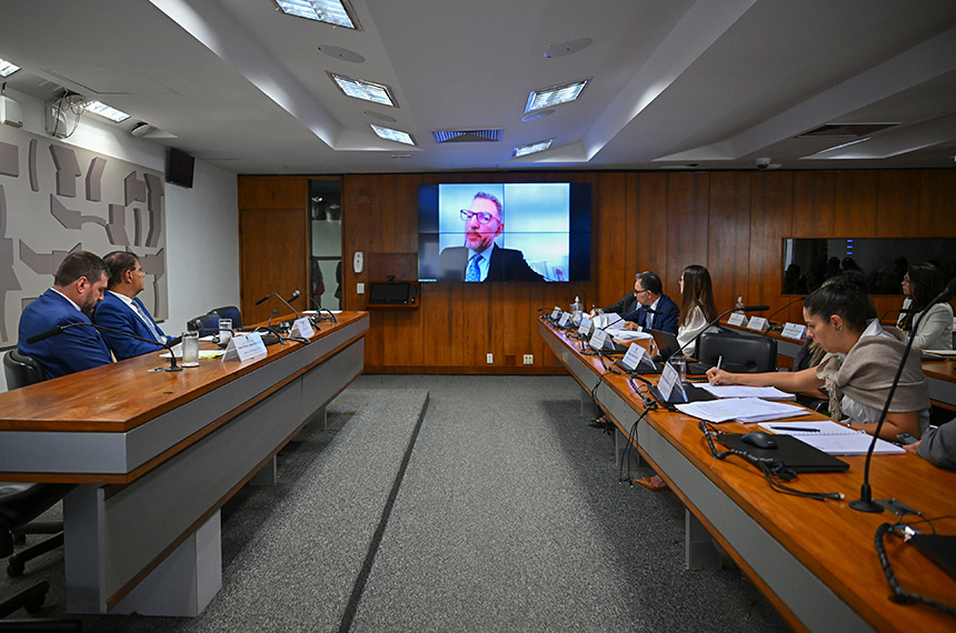 CRE amplia esforço contra barreiras da União Europeia à carne brasileira — Senado Notícias