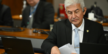 CCT aprova subcomissão para acompanhar o desenvolvimento de vacinas — Senado Notícias