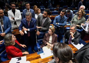 Após acordo, redução de tributos sobre combustíveis vai à sanção — Senado Notícias