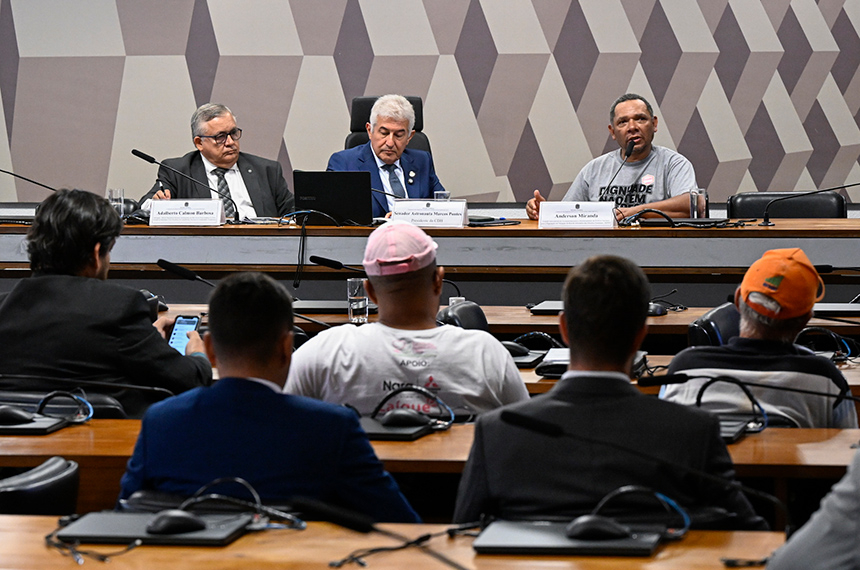 Debatedores na CDH pedem articulação para auxiliar pessoas em situação de rua — Senado Notícias
