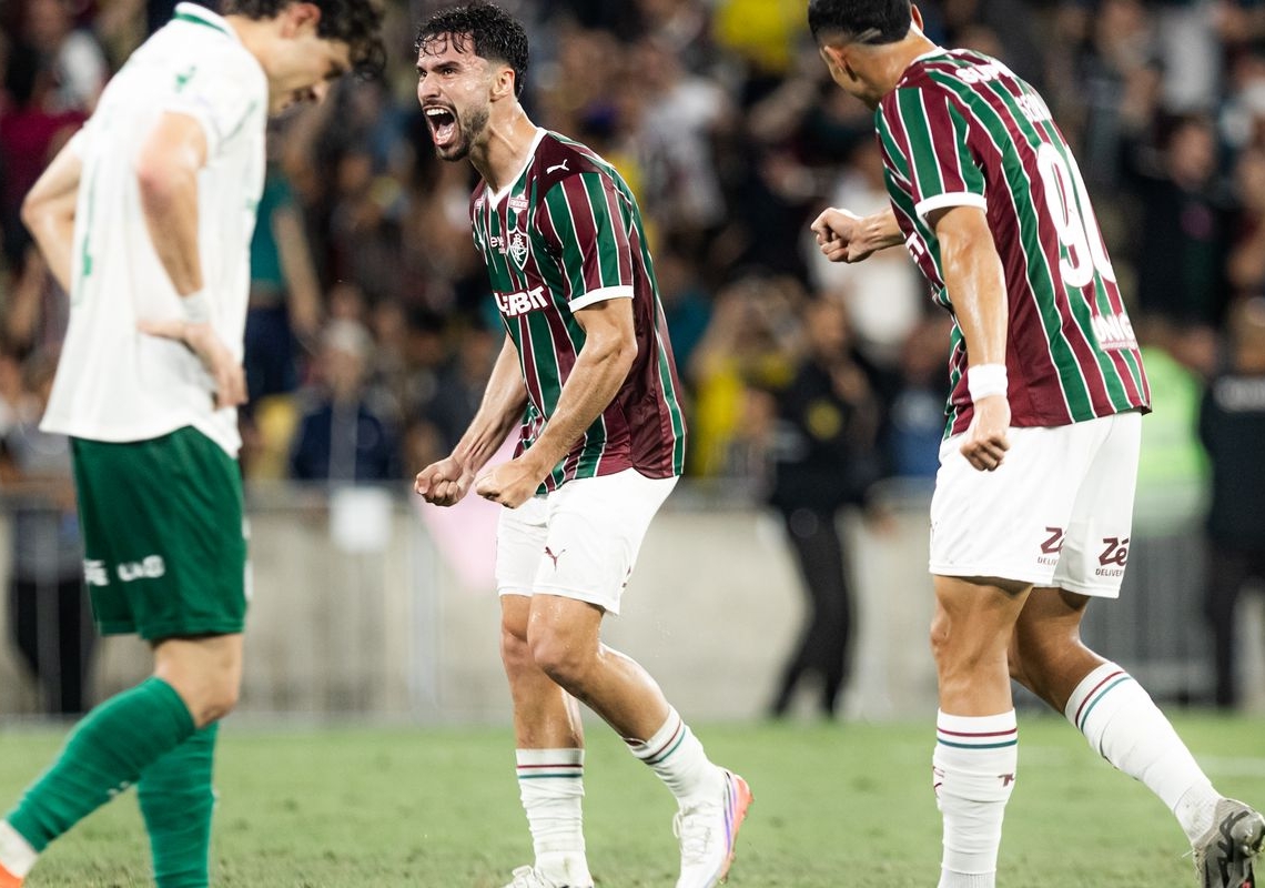 Fluminense encerra jejum e bate Palmeiras de virada no Brasileirão