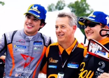 Caio Chaves volta ao pódio na IMSA após boa atuação em Road America