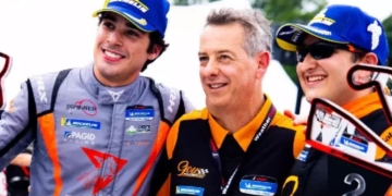 Caio Chaves volta ao pódio na IMSA após boa atuação em Road America