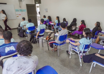 Pé-de-Meia começa a pagar quinta parcela de frequência nesta segunda