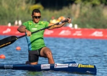 Isaquias Queiroz fica longe do pódio do Mundial de canoagem na Polônia