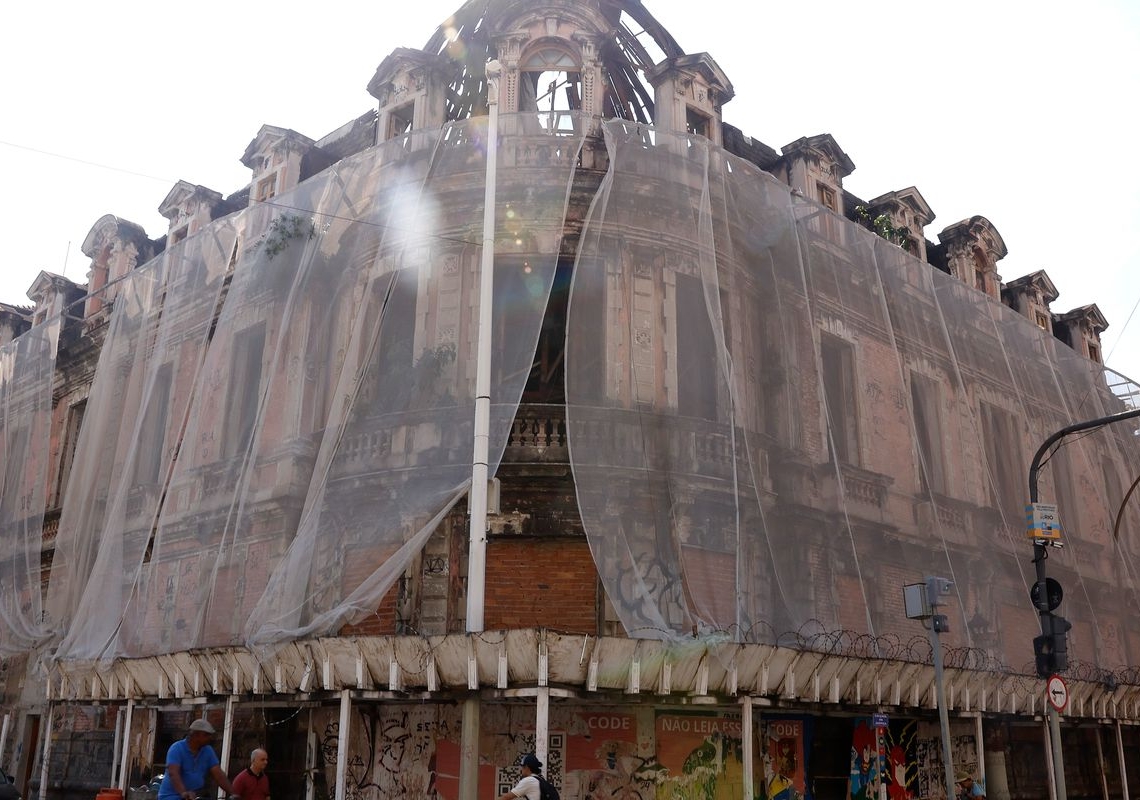 Palacete Imperial acumula denúncias de abandono no centro do Rio