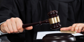 Lei aumenta penas para crimes sexuais contra crianças na internet — Senado Notícias