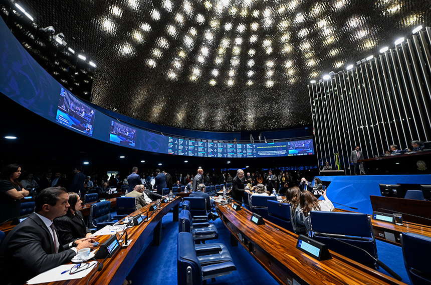 Aprovada MP que destina recursos a famílias atingidas por enchentes em Minas — Senado Notícias
