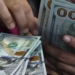 Dólar sobe para R$ 5,22 e atinge maior nível desde março