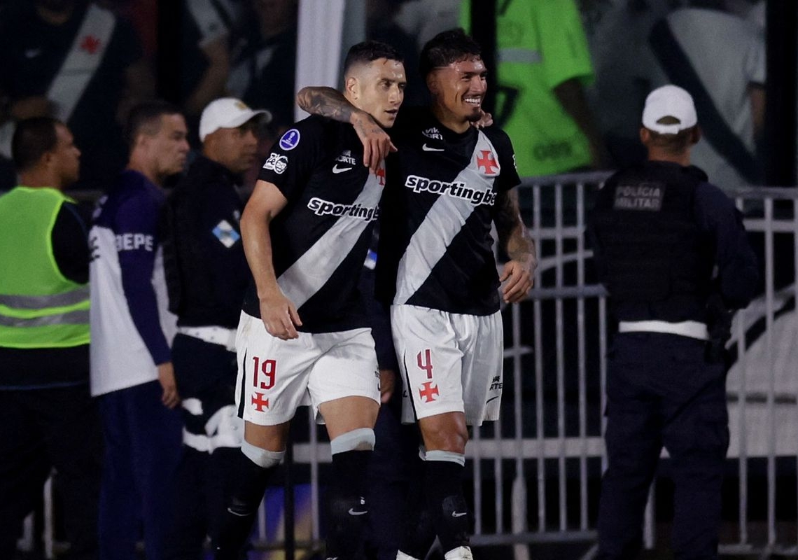 Vasco mantém possibilidade de final brasileira na Copa Sul-Americana