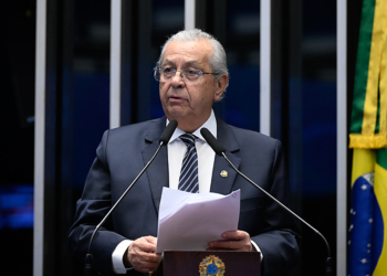 Jayme Campos cobra votação de projeto de amparo a mulheres agredidas — Senado Notícias