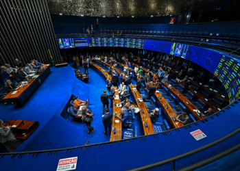 Fixada em cinco anos prescrição para infrações de donos de cartórios — Senado Notícias