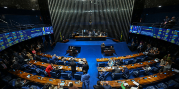 Piranguinho (MG) recebe título de Capital Nacional do Pé de Moleque — Senado Notícias