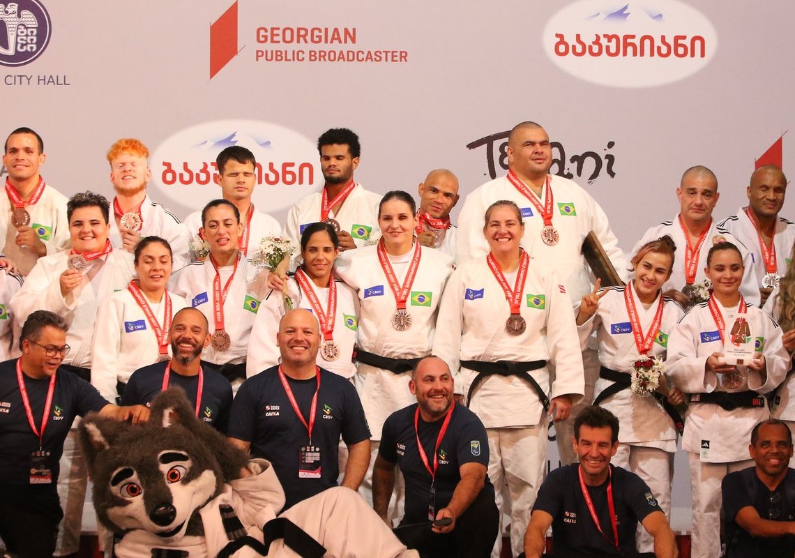 Brasil conquista bronze nos mundiais paralímpicos de judô e triatlo