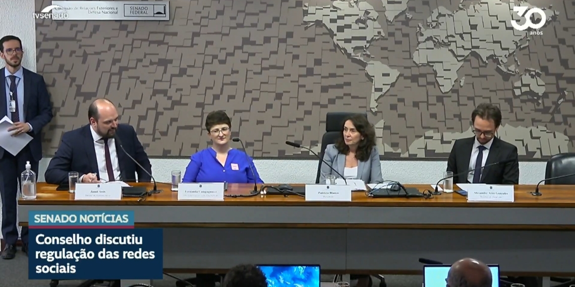 Vídeo: Conselho de Comunicação Social debate até que ponto regular redes sociais