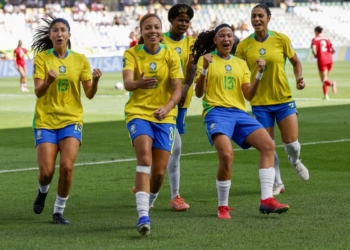 Seleção feminina derrota Canadá e avança às oitavas do Mundial Sub-20