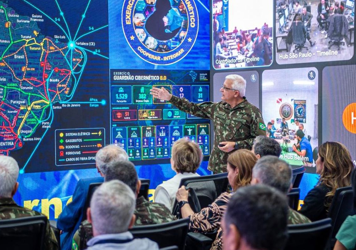Exército simula defesa cibernética no Brasil às vésperas da eleição